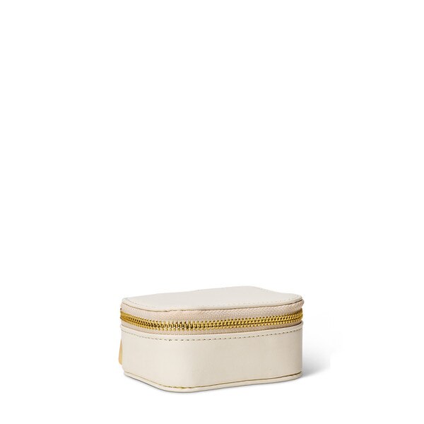 LIL_WHITE-02.jpg