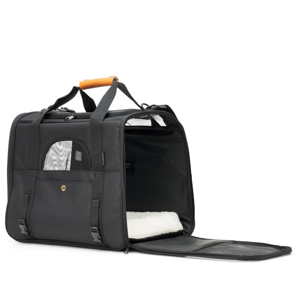 MLO_BLACK-06.jpg